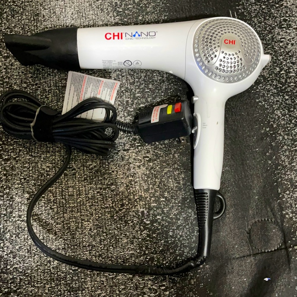 Chi nano hair dryer/ blow dryer ionic tech